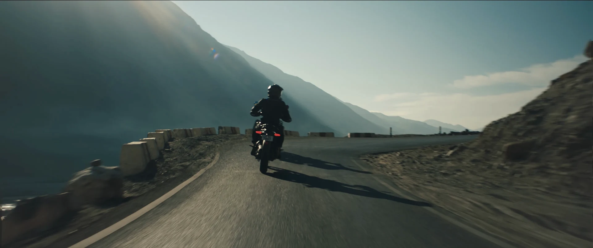 Himalayan 450 na horské silnici